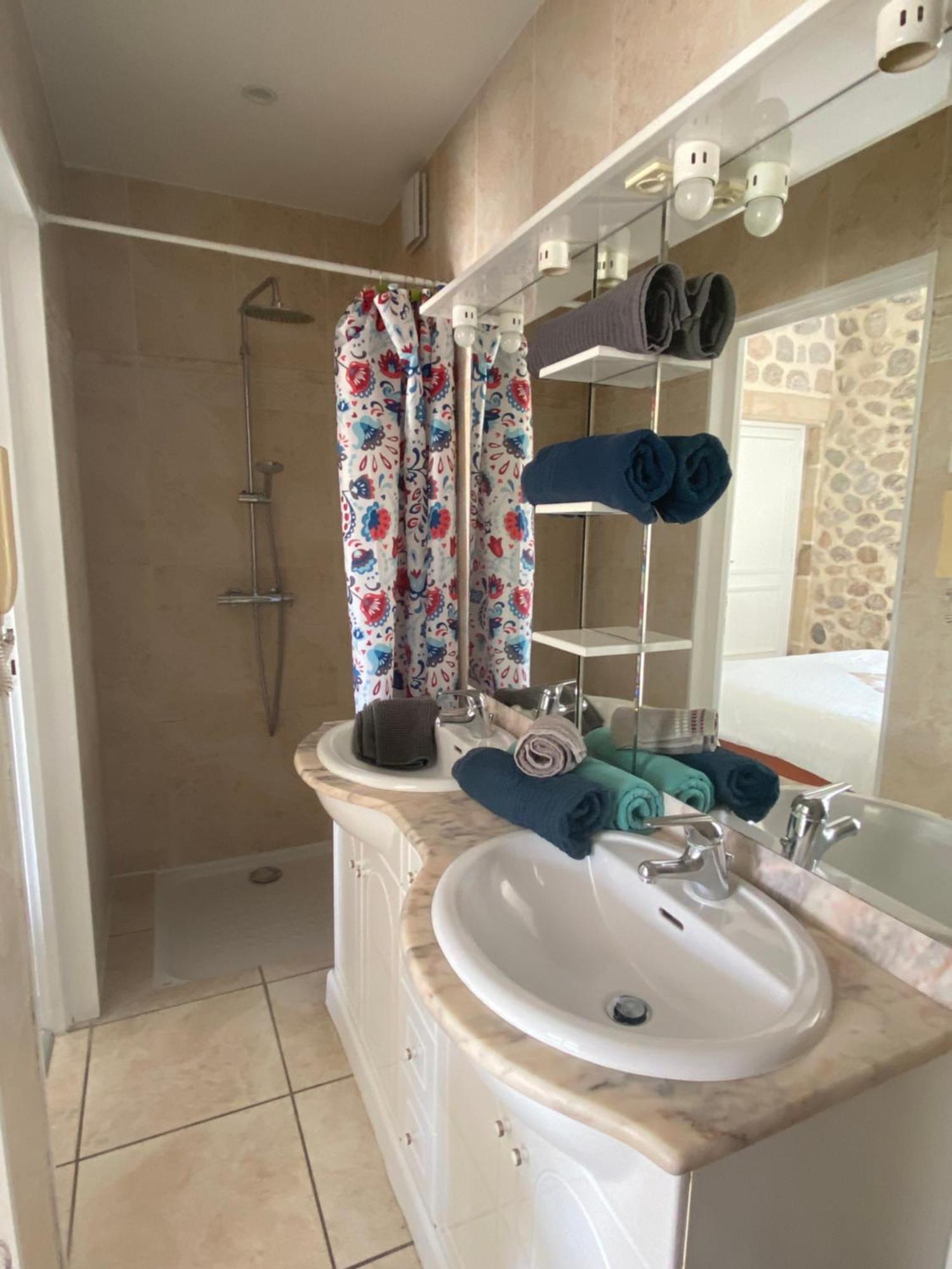 Domaine Les Buis Bed and Breakfast Saint-Fortunat-sur-Eyrieux Buitenkant foto
