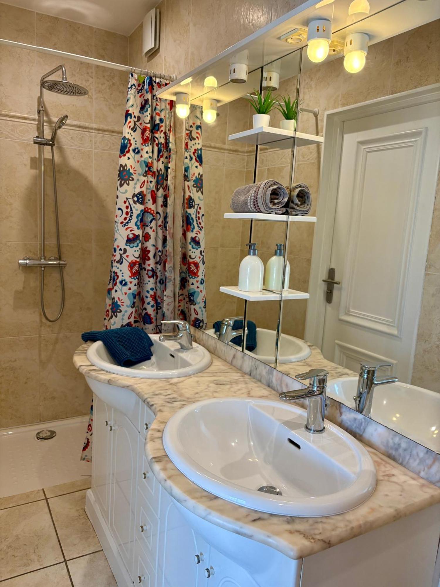 Domaine Les Buis Bed and Breakfast Saint-Fortunat-sur-Eyrieux Buitenkant foto
