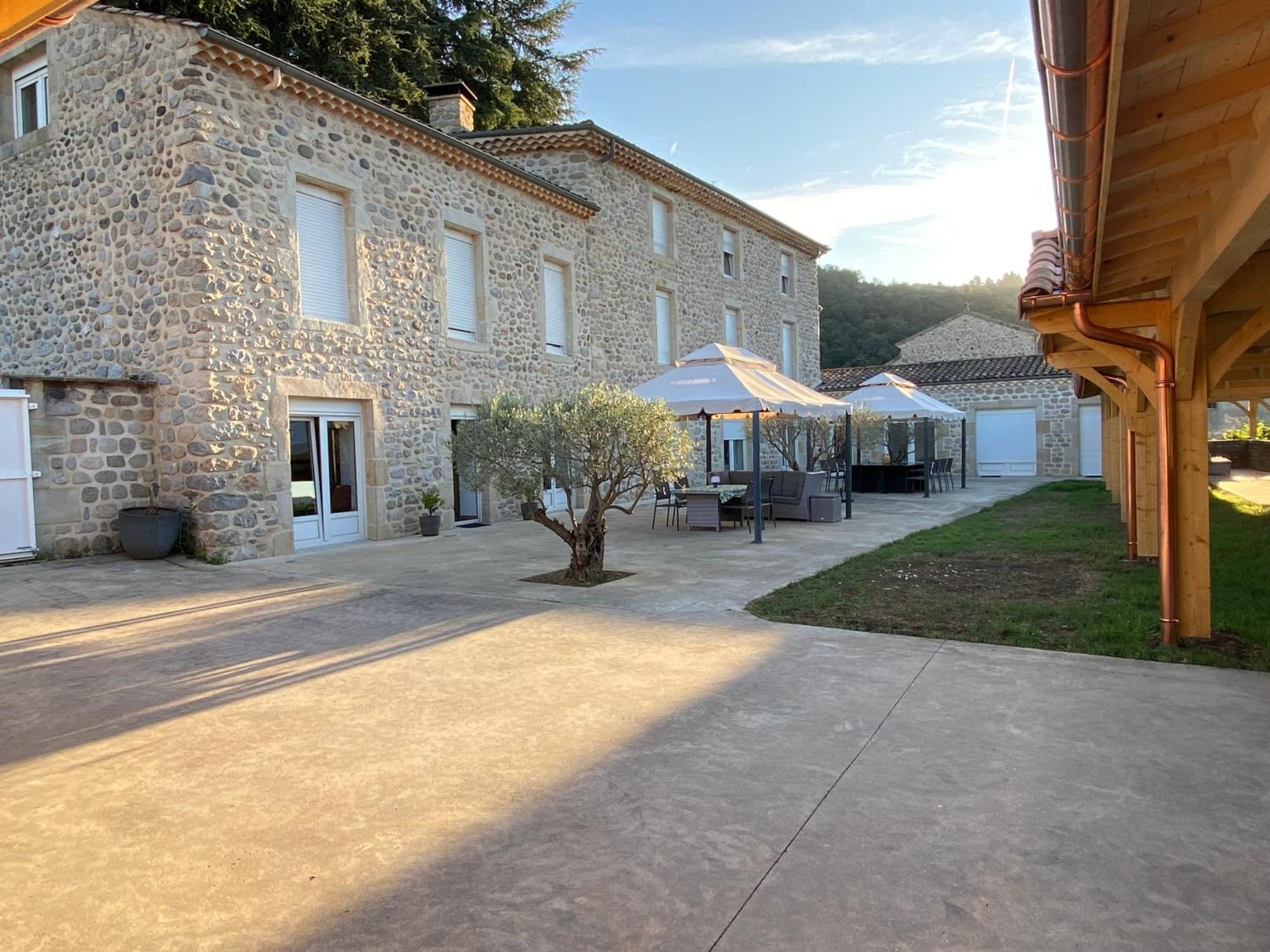 Domaine Les Buis Bed and Breakfast Saint-Fortunat-sur-Eyrieux Buitenkant foto