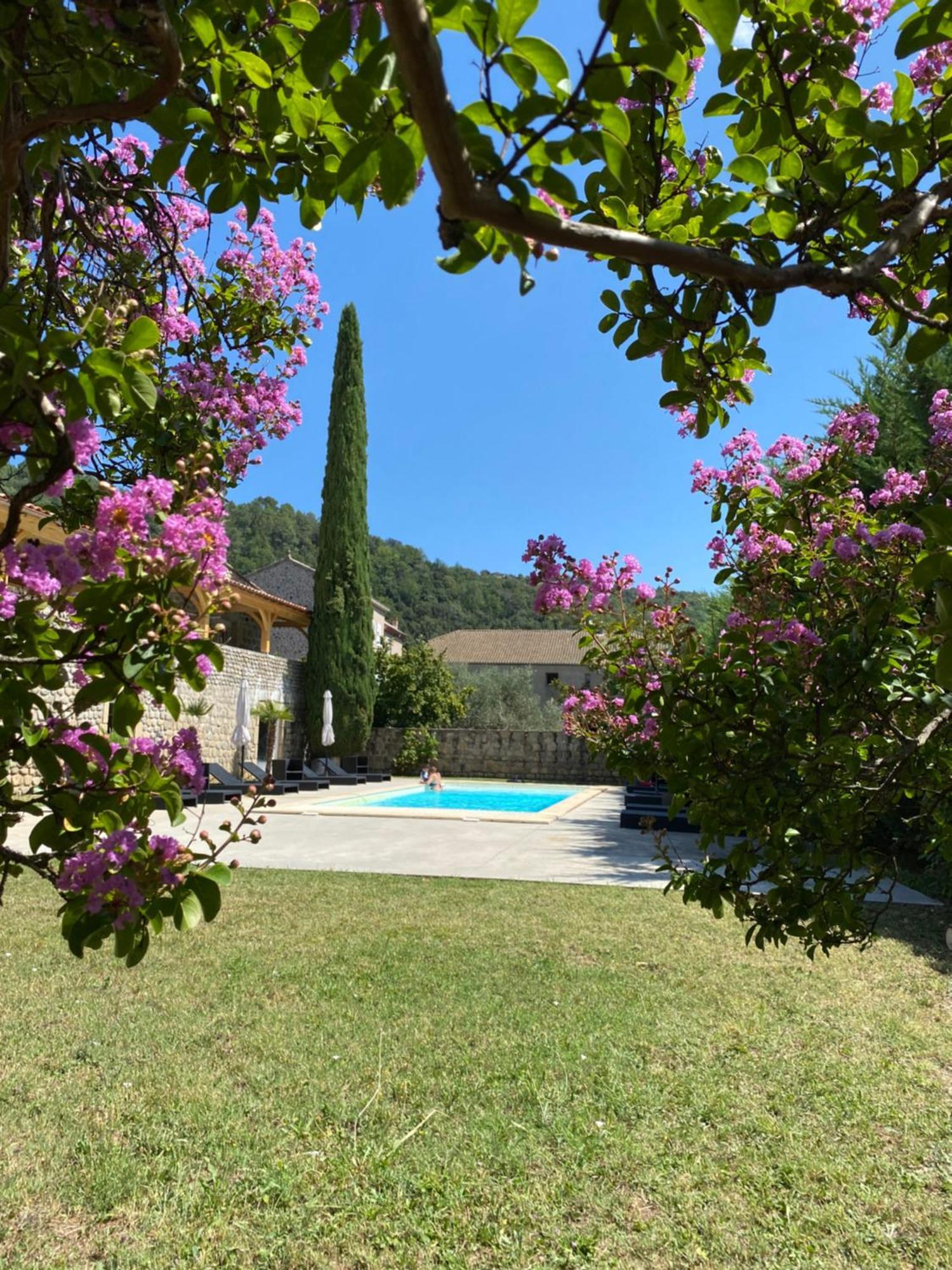 Domaine Les Buis Bed and Breakfast Saint-Fortunat-sur-Eyrieux Buitenkant foto
